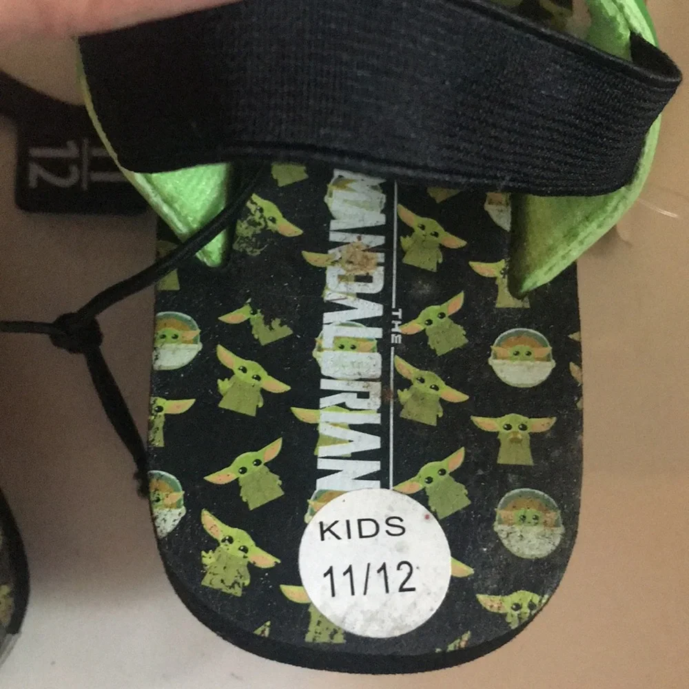 NWT Star Wars The Child (Grogu) Kids Sandals